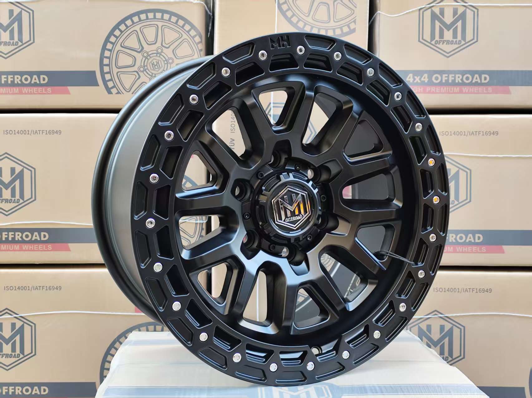 MH009 17"-MATTE BLACK