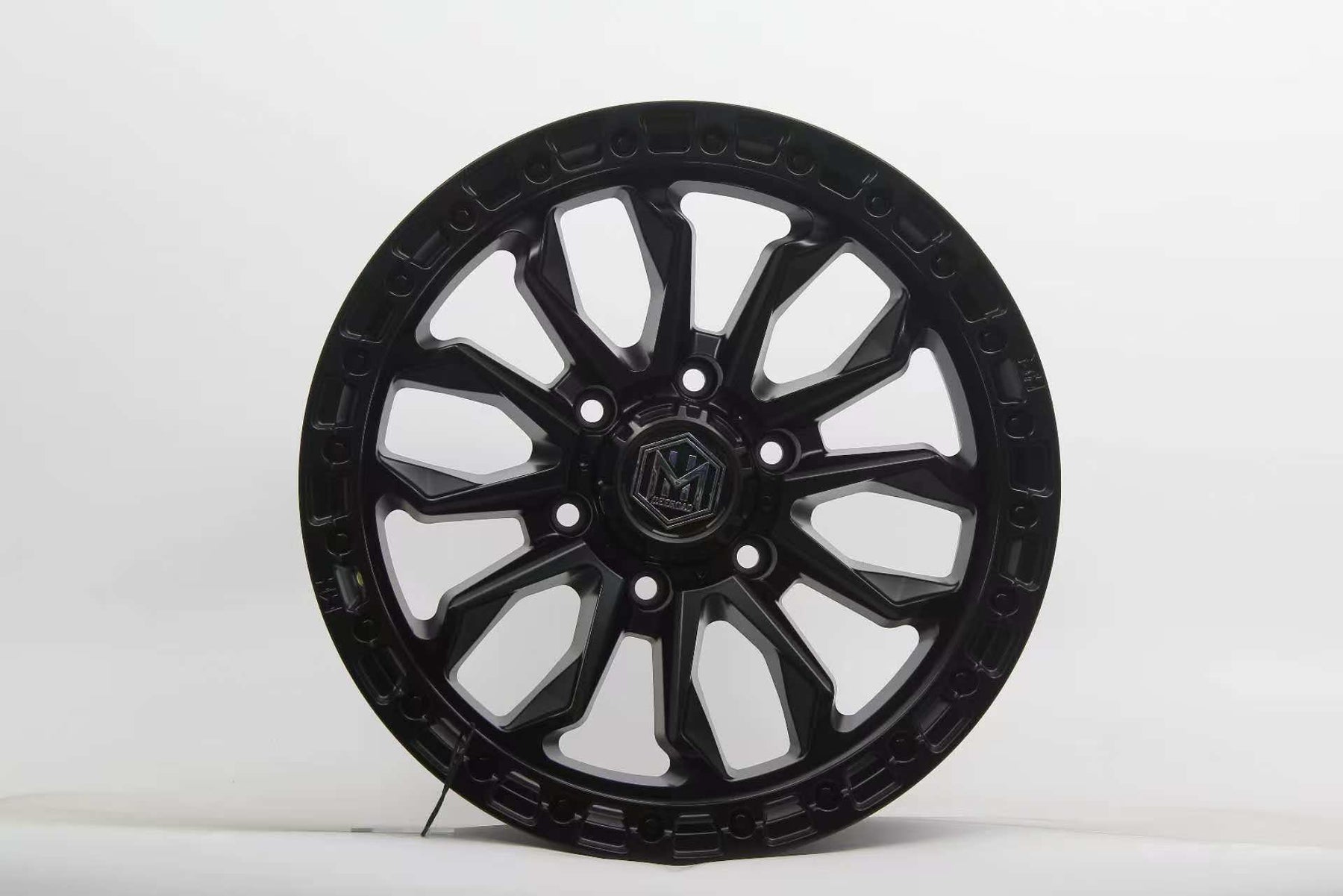 MH004 17"-MATT BLACK