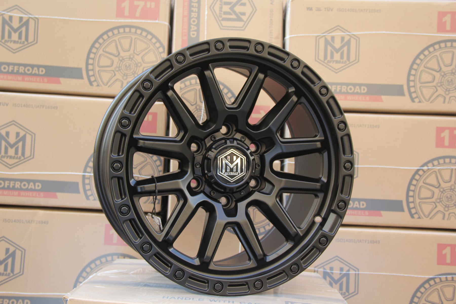 MH001 17"-Matt Black