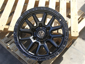 MH001 17"-Matt Black