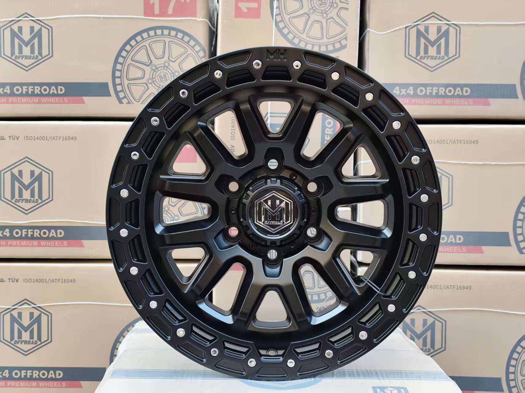 MH009 17"-MATTE BLACK